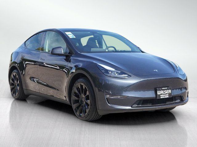 2024 Tesla Model Y Long Range