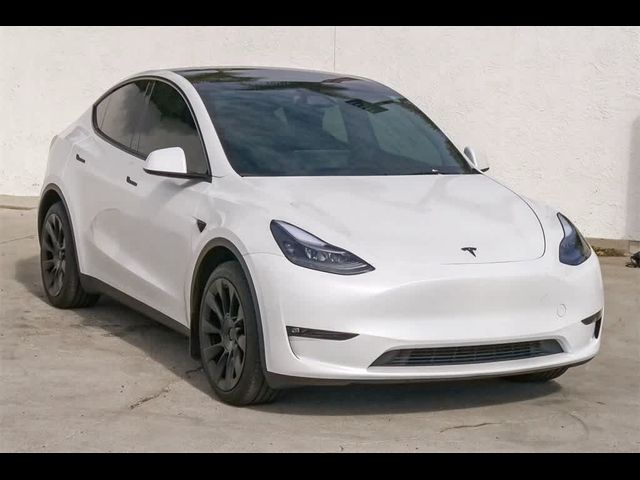 2024 Tesla Model Y Long Range