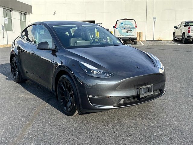 2024 Tesla Model Y Long Range