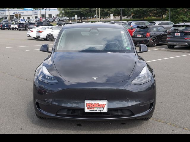 2024 Tesla Model Y Base
