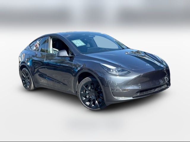 2024 Tesla Model Y Base