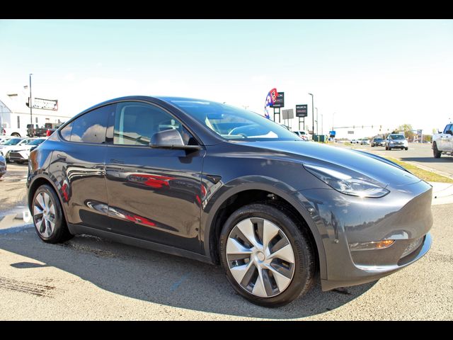 2024 Tesla Model Y Long Range
