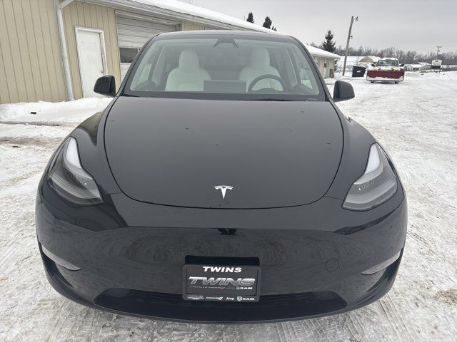 2024 Tesla Model Y Long Range