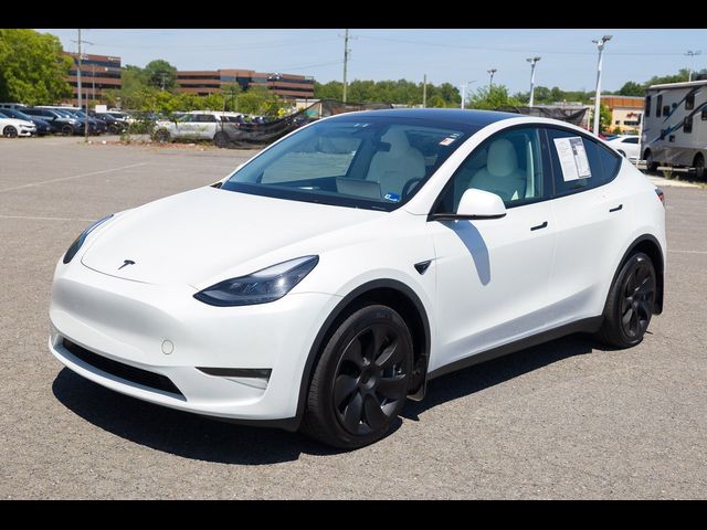 2024 Tesla Model Y Long Range