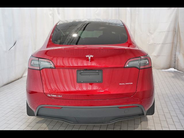 2024 Tesla Model Y Long Range