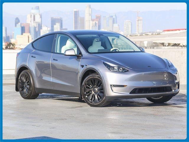 2024 Tesla Model Y Long Range