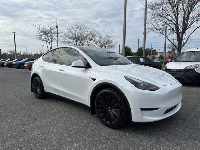 2024 Tesla Model Y Long Range