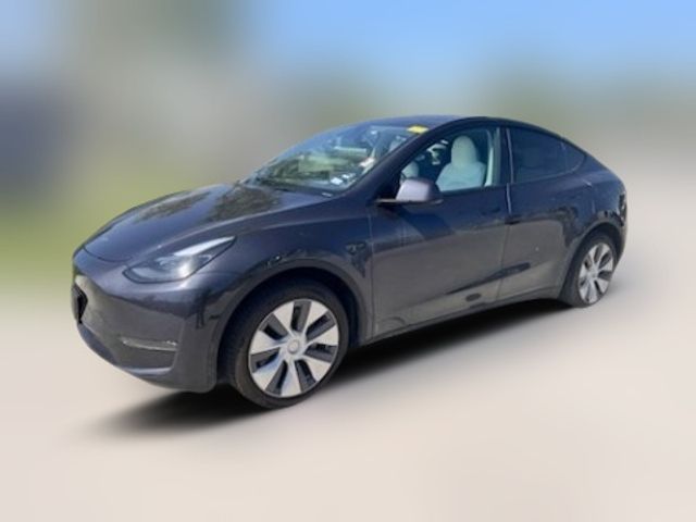 2024 Tesla Model Y Long Range