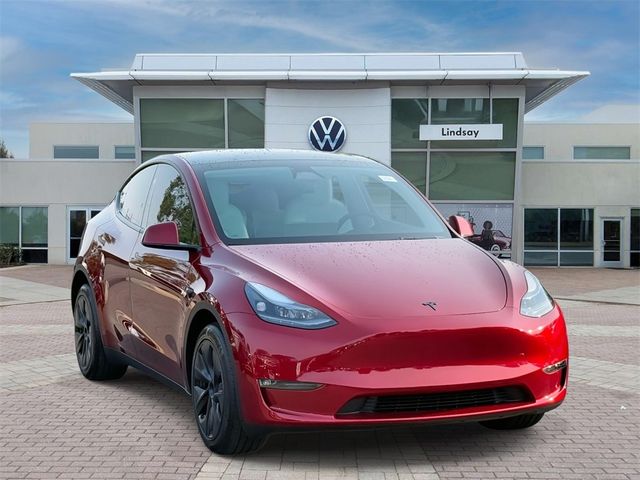 2024 Tesla Model Y Long Range