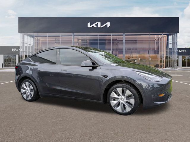 2024 Tesla Model Y Long Range