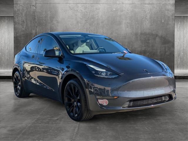 2024 Tesla Model Y Long Range