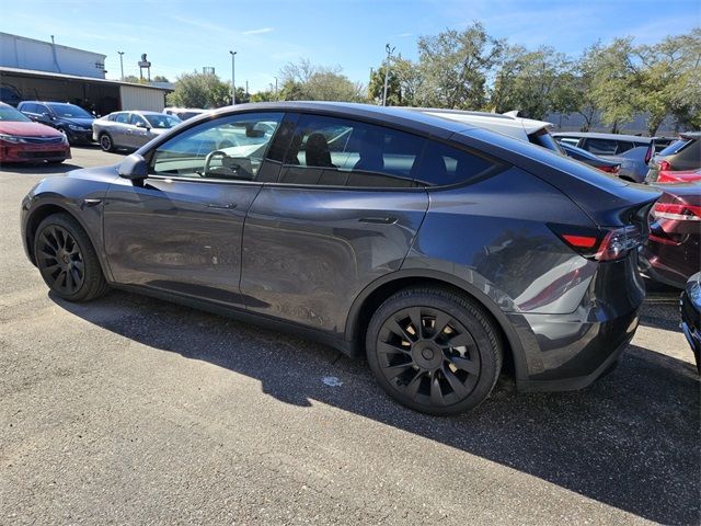 2024 Tesla Model Y Long Range