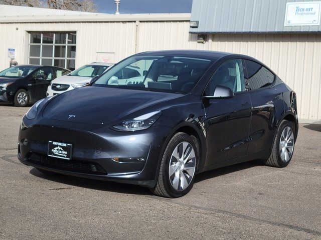 2024 Tesla Model Y Long Range