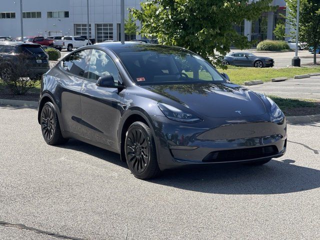 2024 Tesla Model Y Long Range