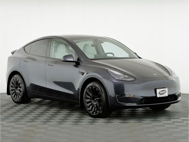 2024 Tesla Model Y Long Range