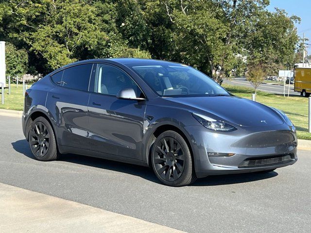 2024 Tesla Model Y Long Range