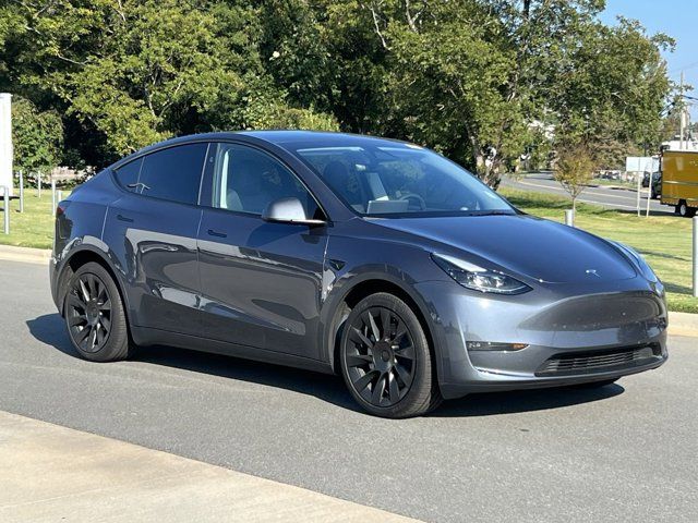 2024 Tesla Model Y Long Range