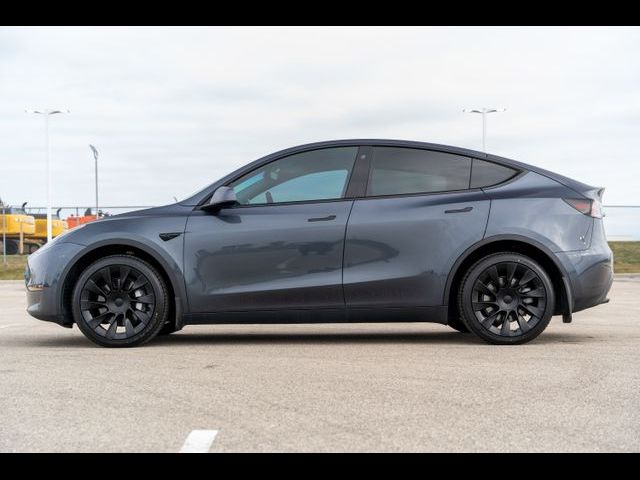 2024 Tesla Model Y Long Range