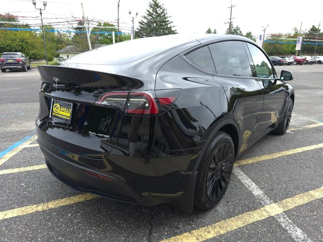 2024 Tesla Model Y Long Range