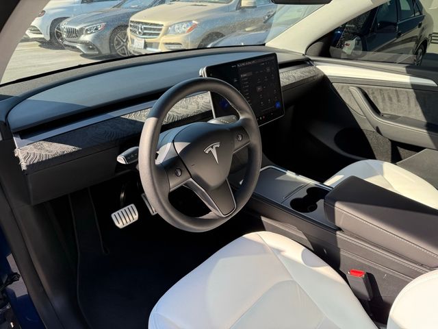 2024 Tesla Model Y Performance