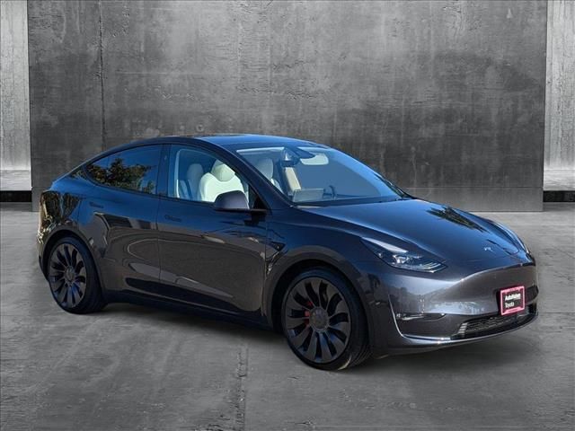 2024 Tesla Model Y Performance