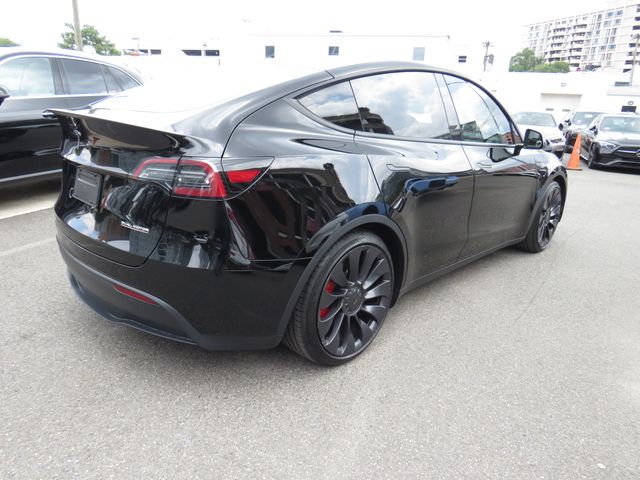 2024 Tesla Model Y Performance