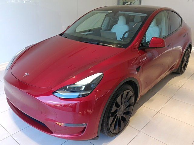 2024 Tesla Model Y Performance