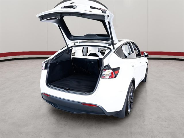 2024 Tesla Model Y Performance