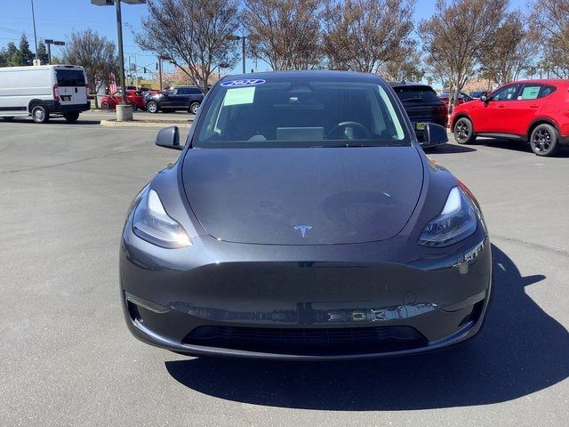 2024 Tesla Model Y Base
