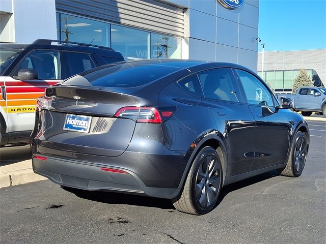 2024 Tesla Model Y Base