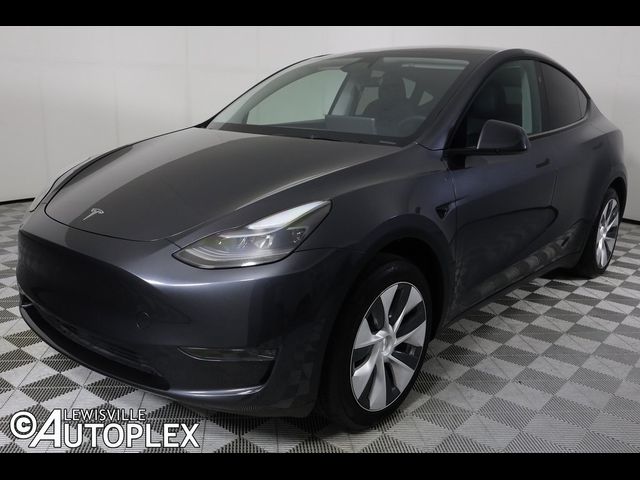 2024 Tesla Model Y Base