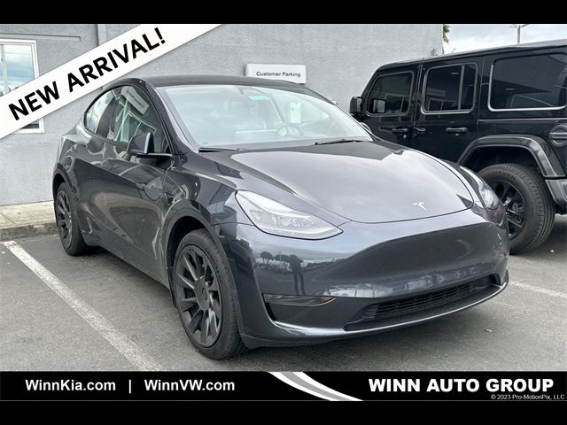 2024 Tesla Model Y Base