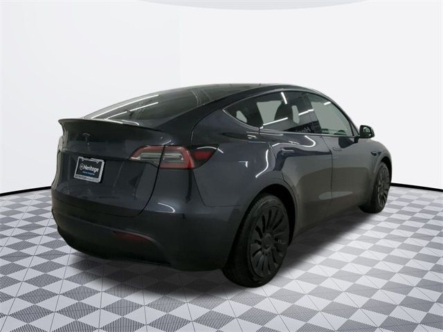 2024 Tesla Model Y Base