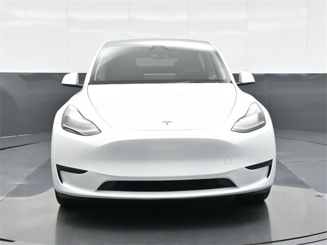 2024 Tesla Model Y Base