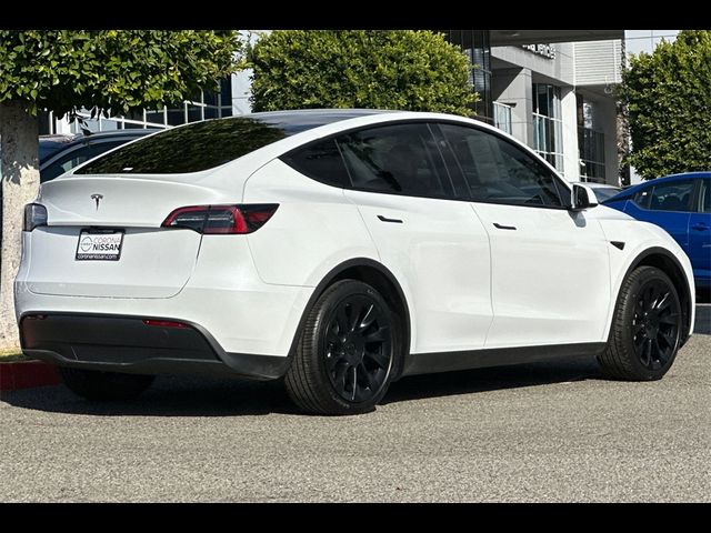 2024 Tesla Model Y Base