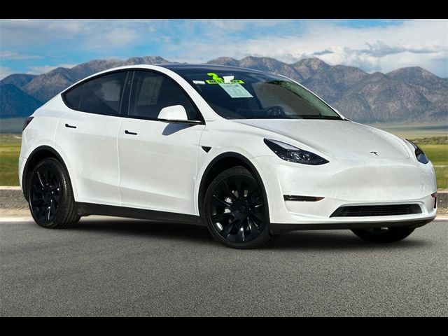 2024 Tesla Model Y Base