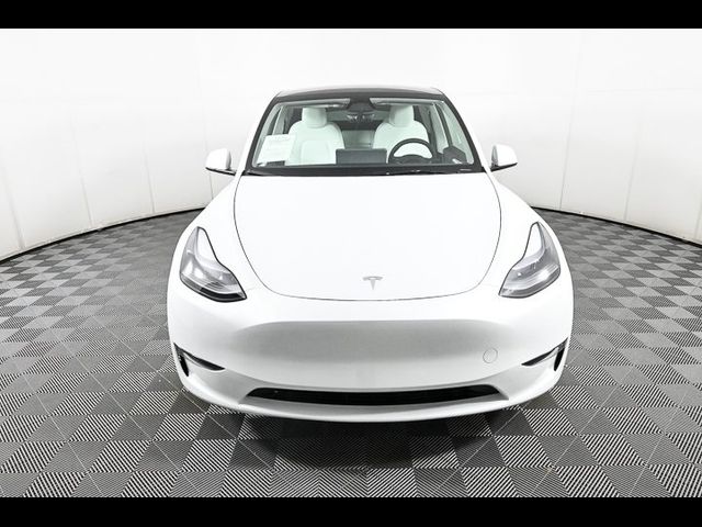 2024 Tesla Model Y Base