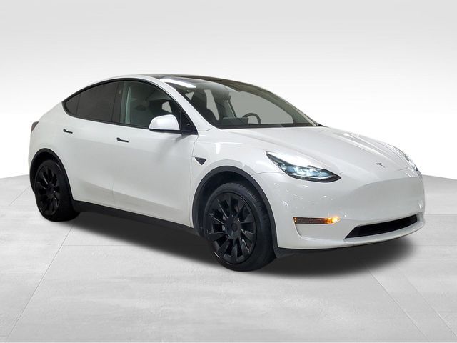 2024 Tesla Model Y Base