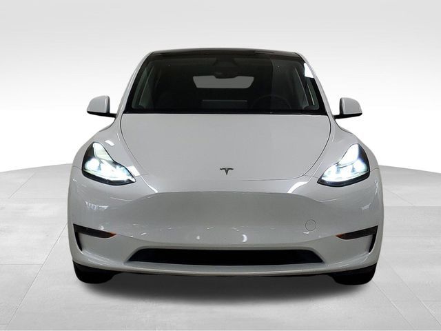 2024 Tesla Model Y Base