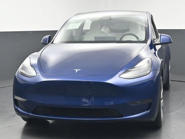 2024 Tesla Model Y Base