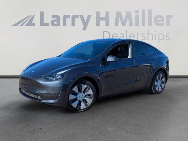 2024 Tesla Model Y Base