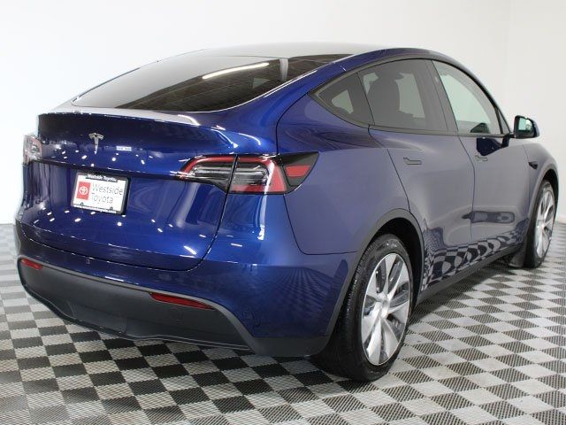 2024 Tesla Model Y Base