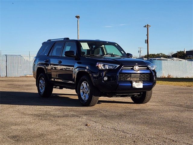 2024 Toyota 4Runner SR5