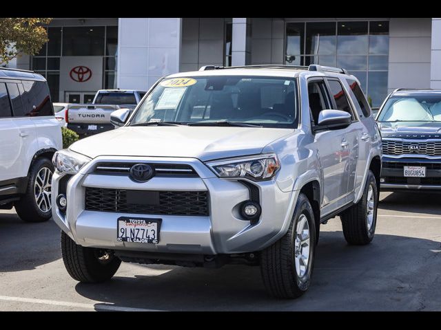 2024 Toyota 4Runner SR5