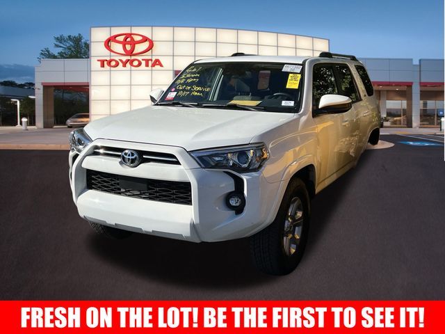 2024 Toyota 4Runner SR5