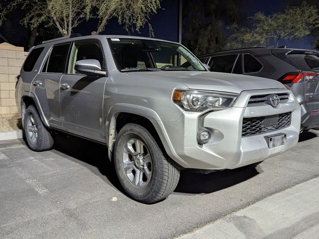 2024 Toyota 4Runner SR5