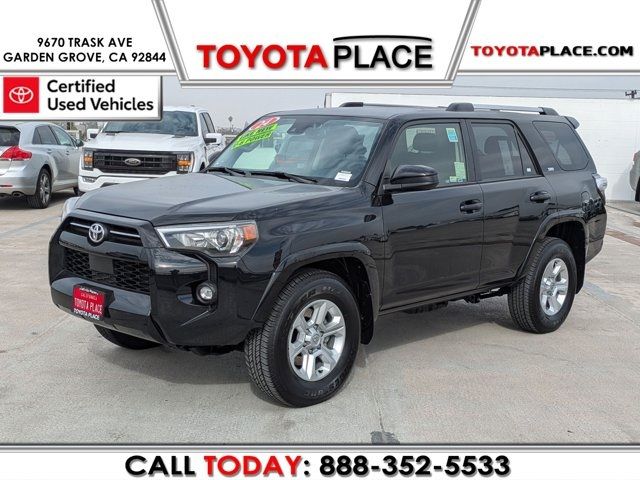 2024 Toyota 4Runner SR5