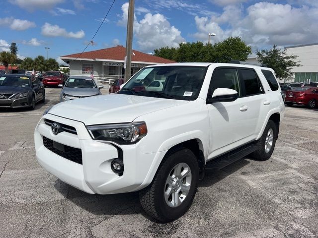 2024 Toyota 4Runner SR5