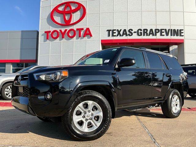 2024 Toyota 4Runner SR5