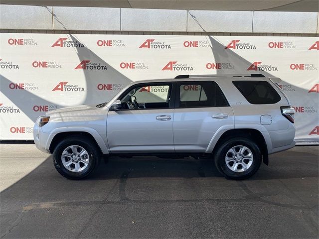 2024 Toyota 4Runner SR5